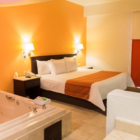 ספופן Hg Hotel מראה חיצוני תמונה