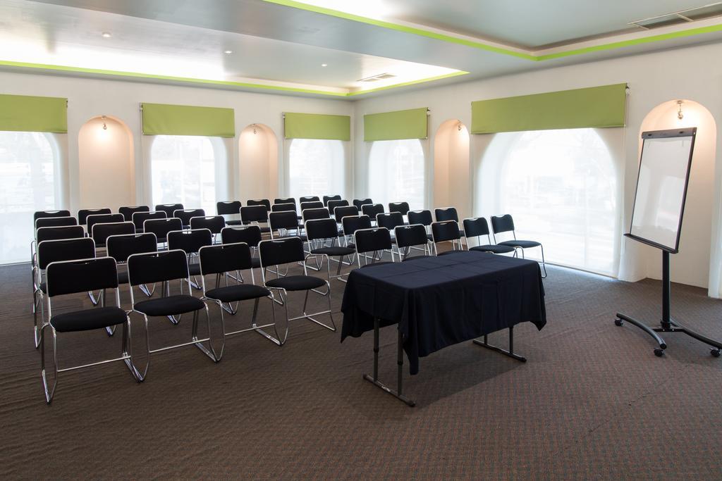 ספופן Hg Hotel מראה חיצוני תמונה
