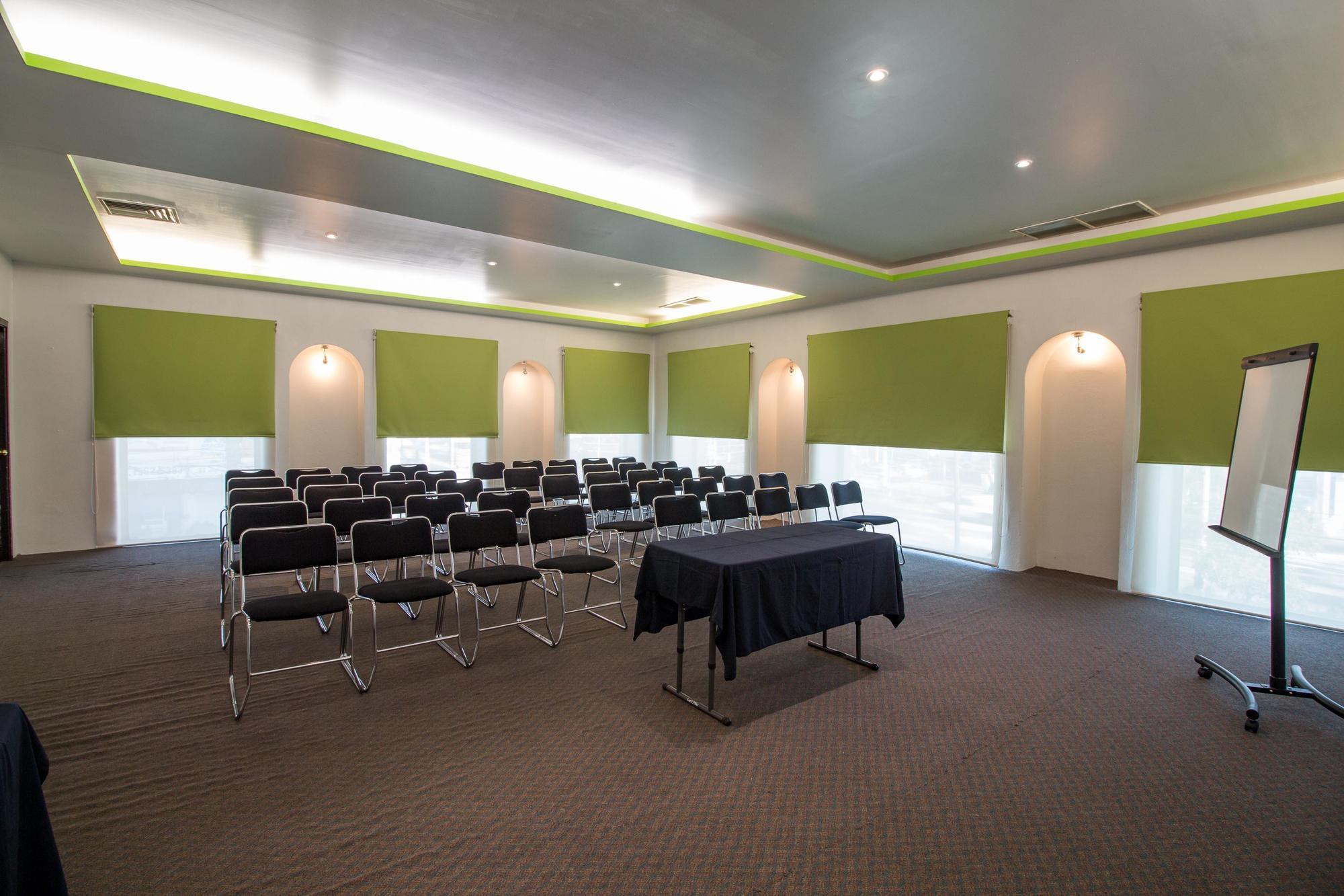 ספופן Hg Hotel מראה חיצוני תמונה